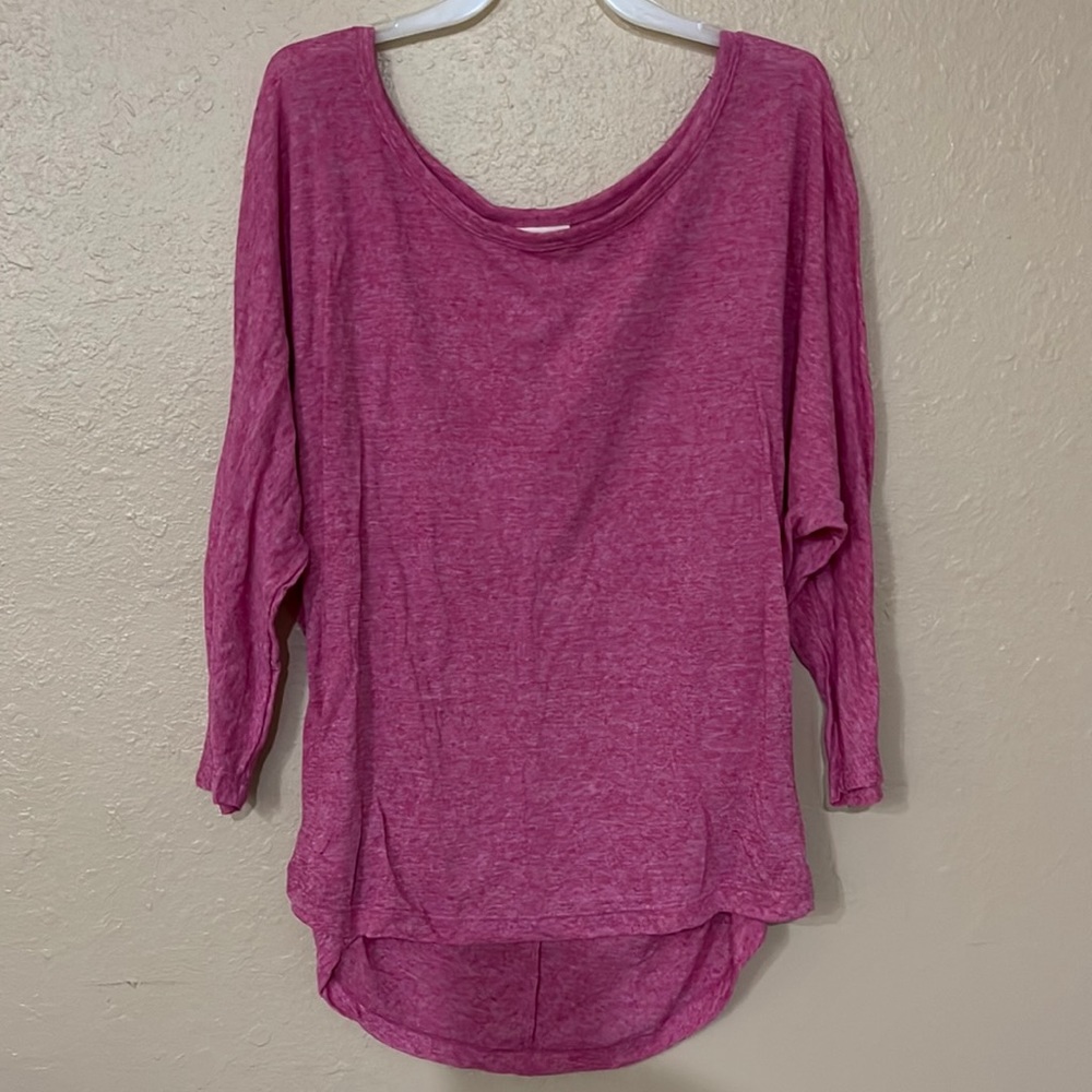 Pink 3/4 sleeve mossimo shirt size large